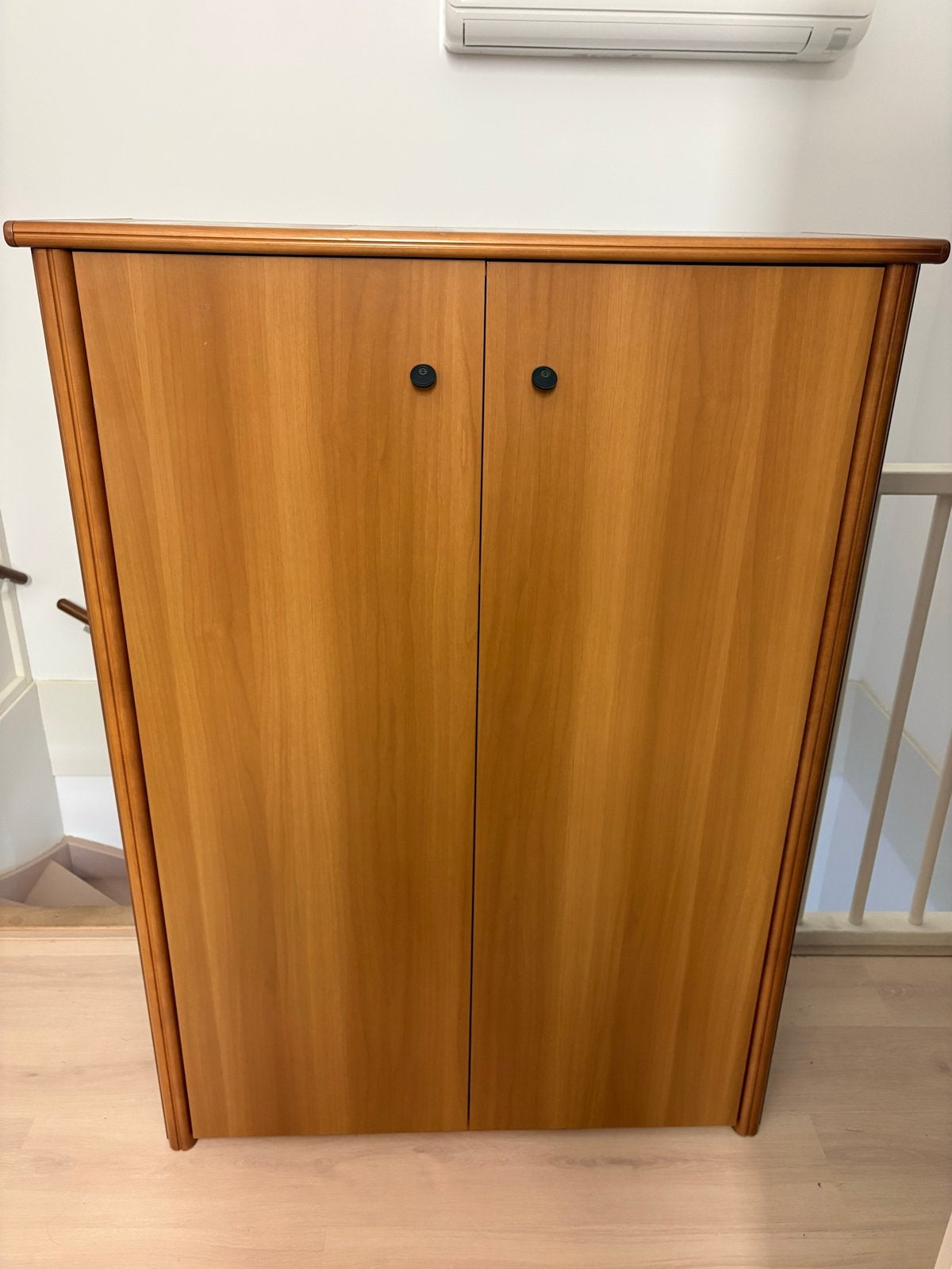 Kast - twee deuren en planken, Ophalen, Gebruikt