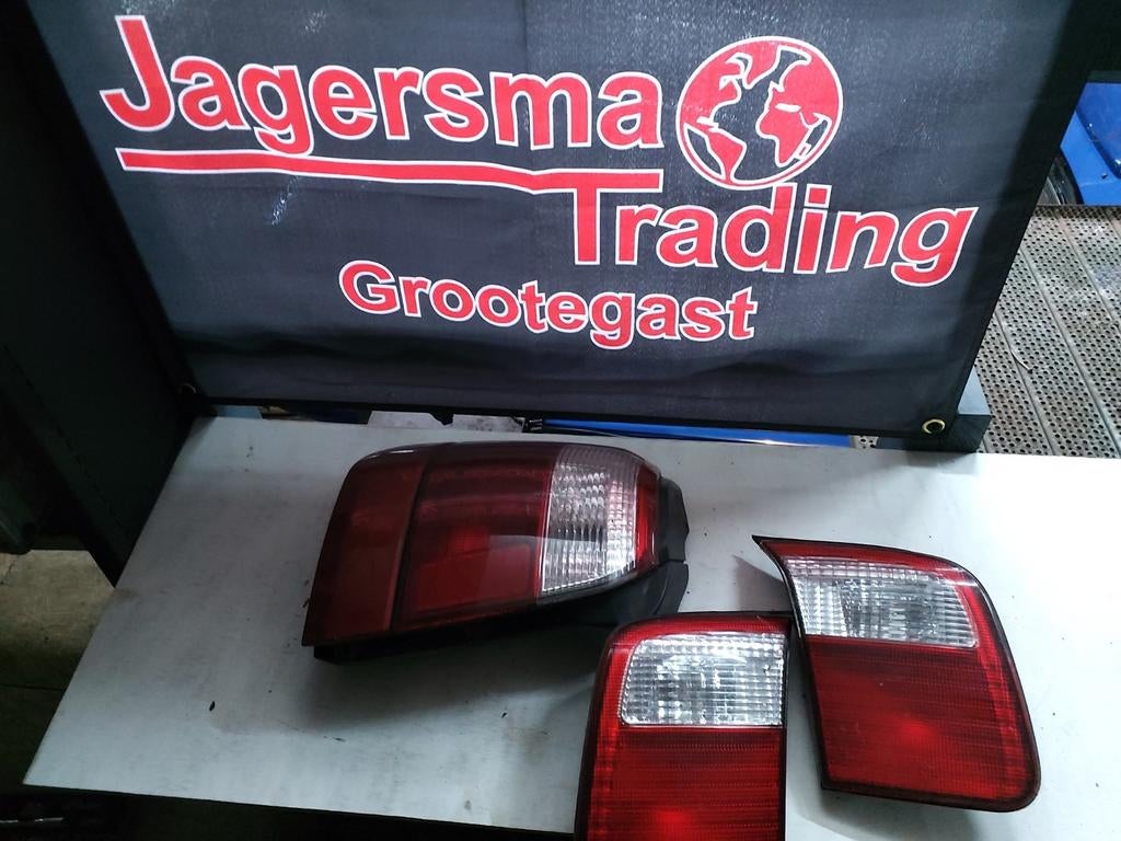 subaru forester sf 1998-2004 koplamp , achterlicht,  mistlam, Ophalen of Verzenden, Gebruikt, Subaru