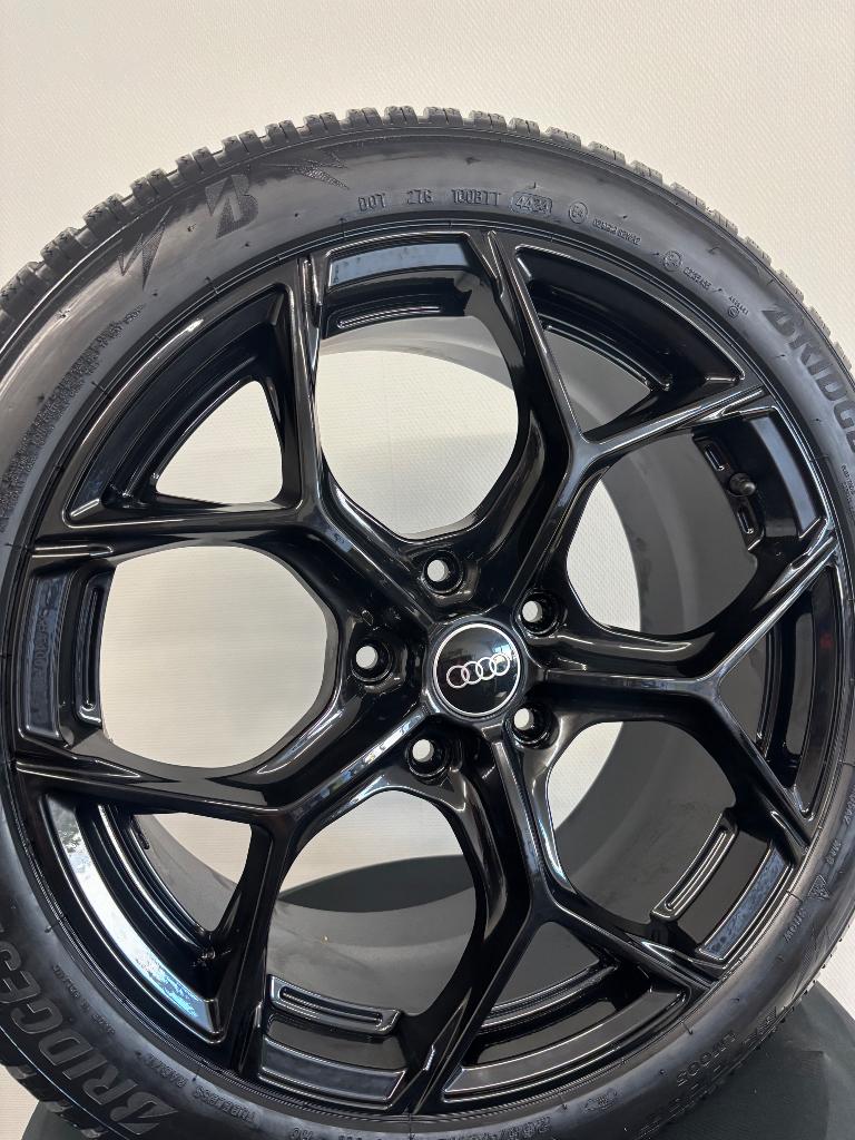 NIEUWE 20” Audi A6 Etron velgen + NWE winterbanden, Auto-onderdelen, Banden en Velgen, Ophalen, Overige, Overige, Banden en Velgen
