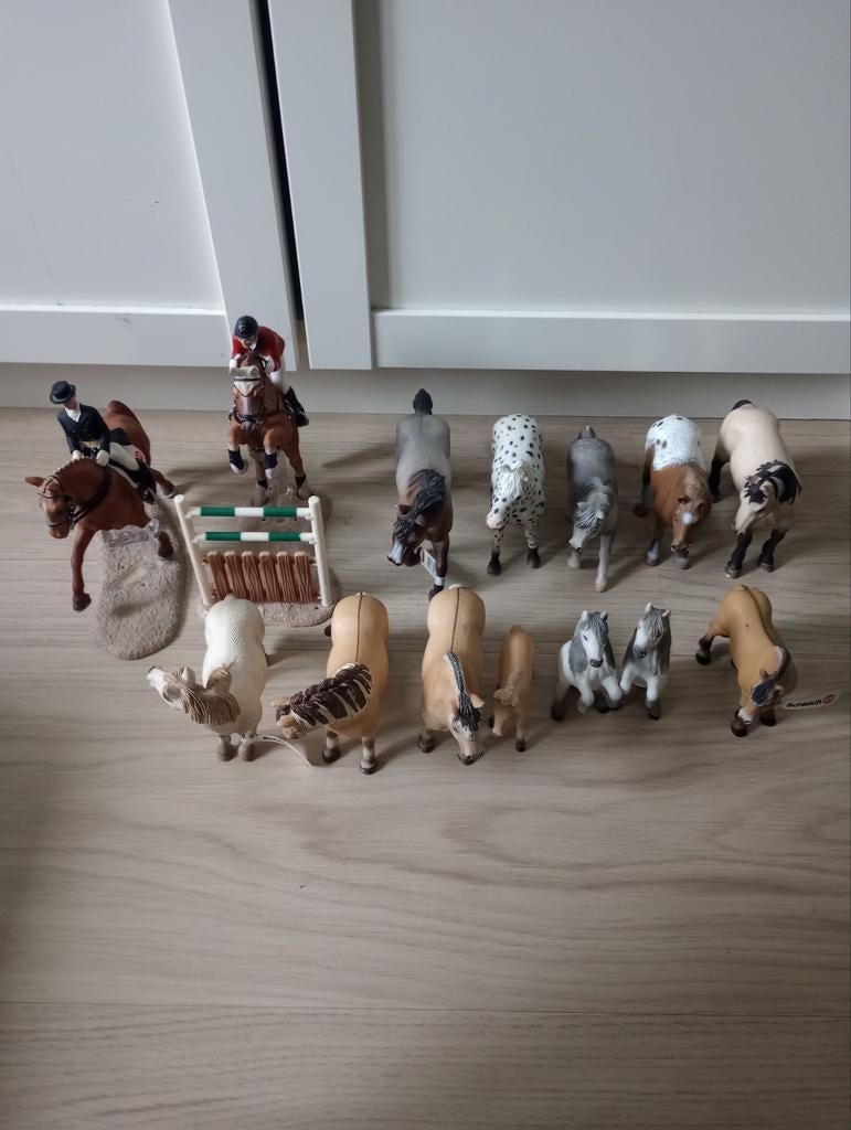 Schleich paarden, Verzamelen, Dierenverzamelingen, Ophalen of Verzenden, Zo goed als nieuw, Paard, Beeldje of Figuurtje