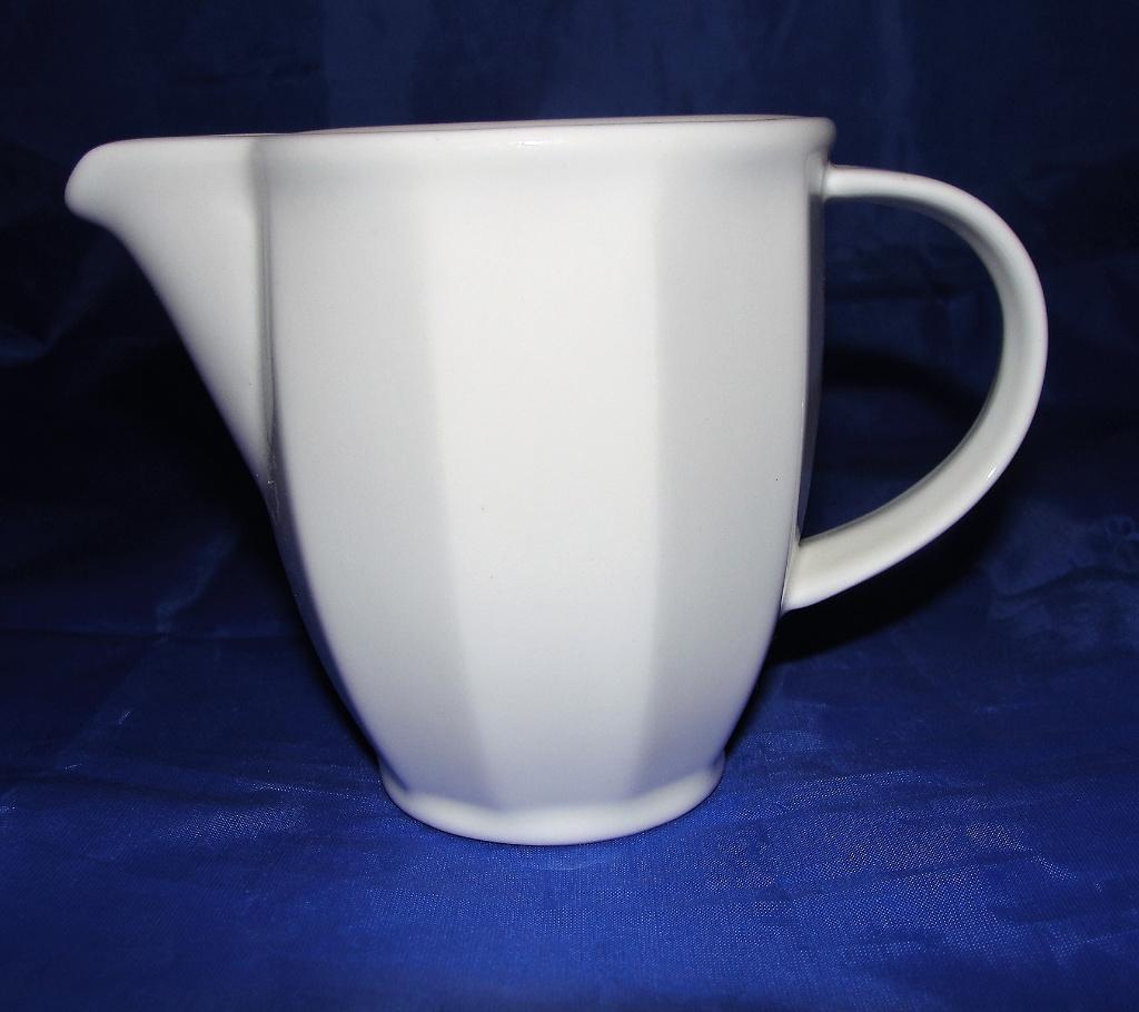 Villeroy & Boch Luxembourg roomkannetje Varia wit 0130, Huis en Inrichting, Keuken | Servies, Zo goed als nieuw, Overige typen
