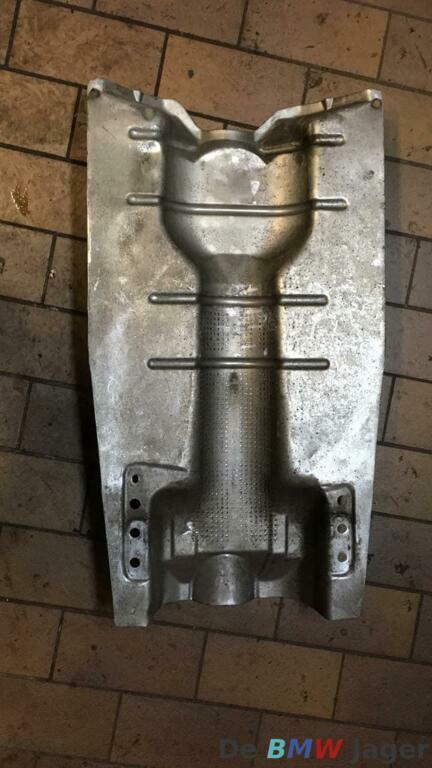 Hitteschild uitlaat BMW 5-serie E39 M52 M54 51488219112, Gebruikt, Ophalen of Verzenden, BMW, BMW