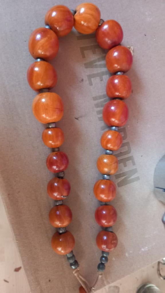 Ketting met versteende houten kralen prijs per kraal !8, Ophalen of Verzenden, Gebruikt, Bruin, Steen of Mineraal
