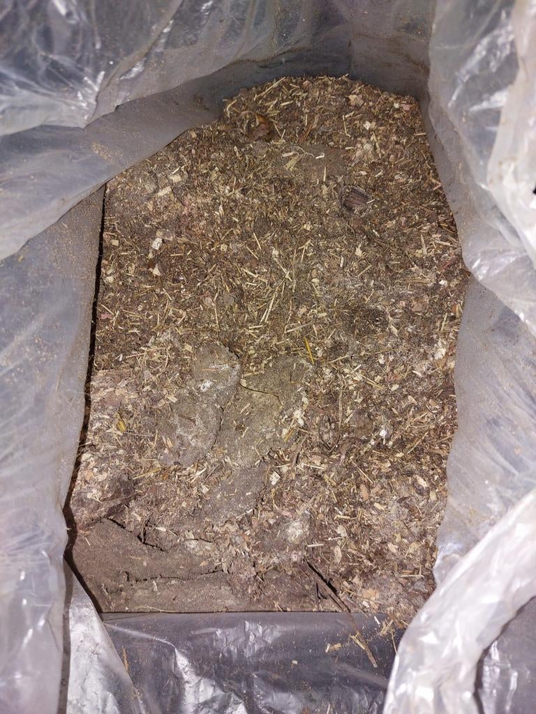 Gedroogde vaste kippen mest | vruchtbare mest | 35kg, Ophalen