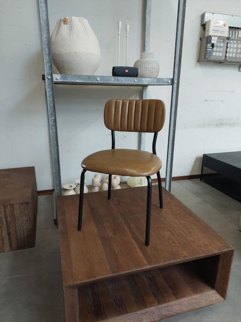 Nieuwe partij luxe restaurant stoelen kleur tapenade, Ophalen, Huis en Inrichting