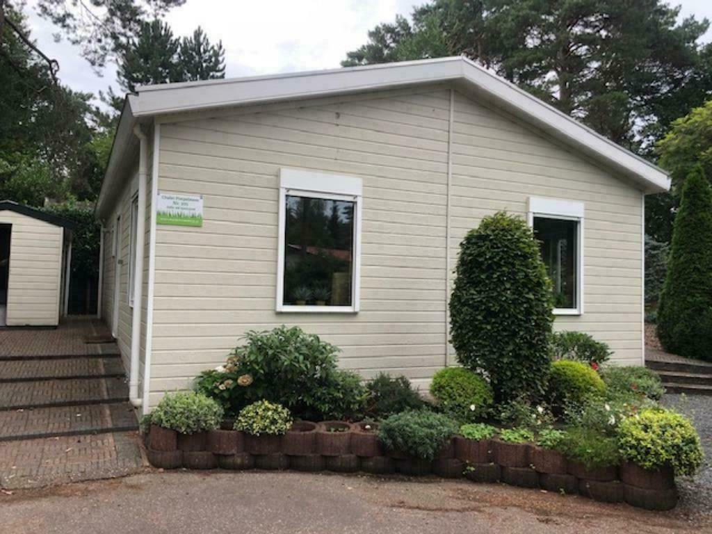Diever, keurig en comfortabel chalet, 70m2, In bos, Wasmachine, Recreatiepark, Chalet, Bungalow of Caravan