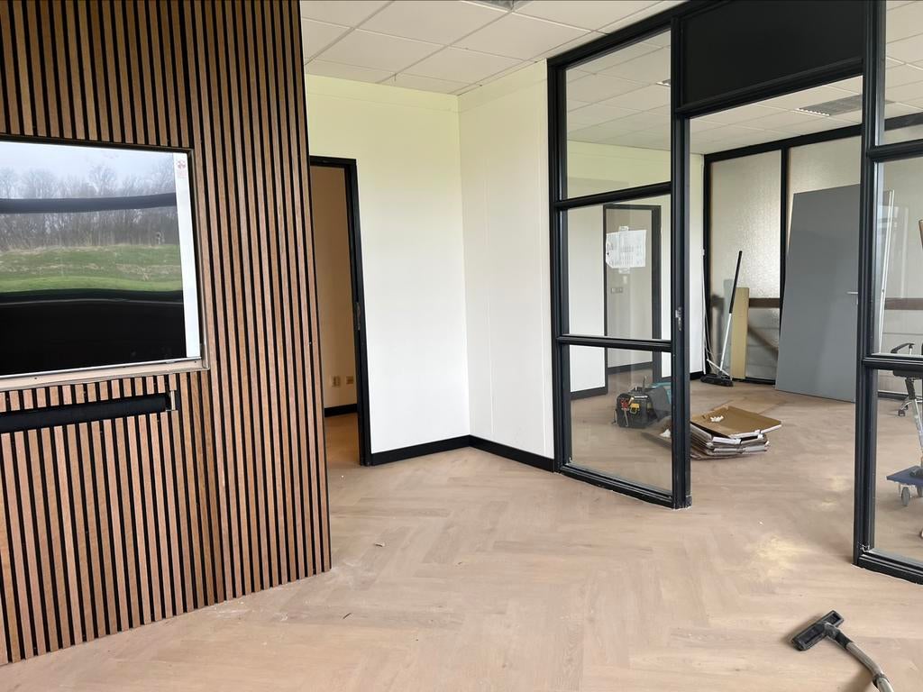 Foto 17 van PVC VISGRAAT EN TOEBEHOREN