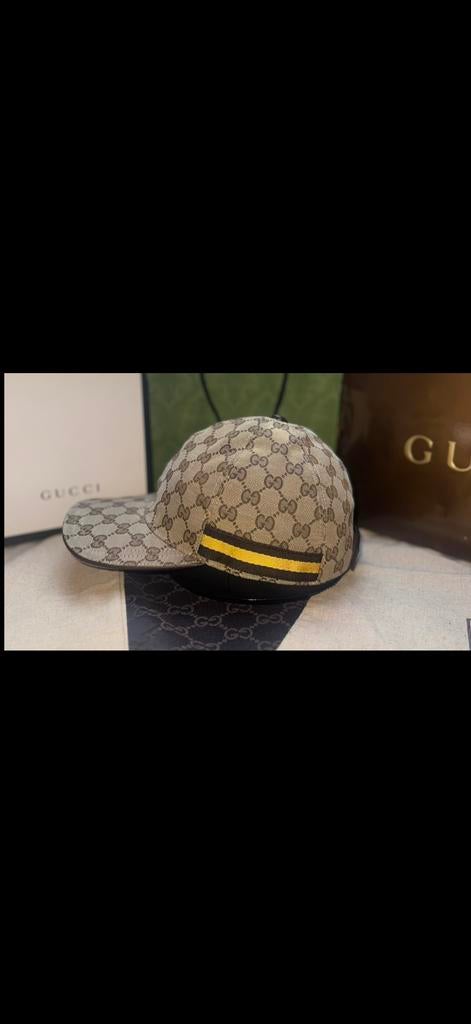 Gucci Pet Limited Edition - Nieuwstaat, Ophalen of Verzenden, Zo goed als nieuw, Pet