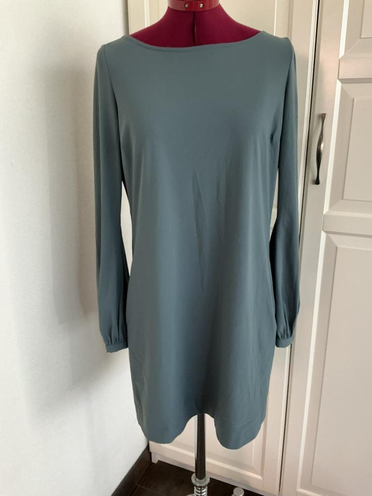 La dressgroene jurk maat S, Maat 38/40 (M), Ophalen of Verzenden, Zo goed als nieuw, Knielengte