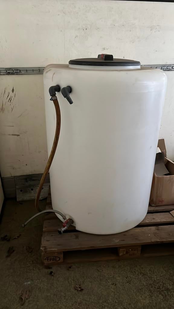 Kunstof tank 600 ltr., Ophalen of Verzenden
