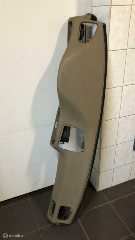 Afdekkap dashboard origineel oakbeige Volvo V70 I('97-'00), Auto-onderdelen, Ophalen, Gebruikt