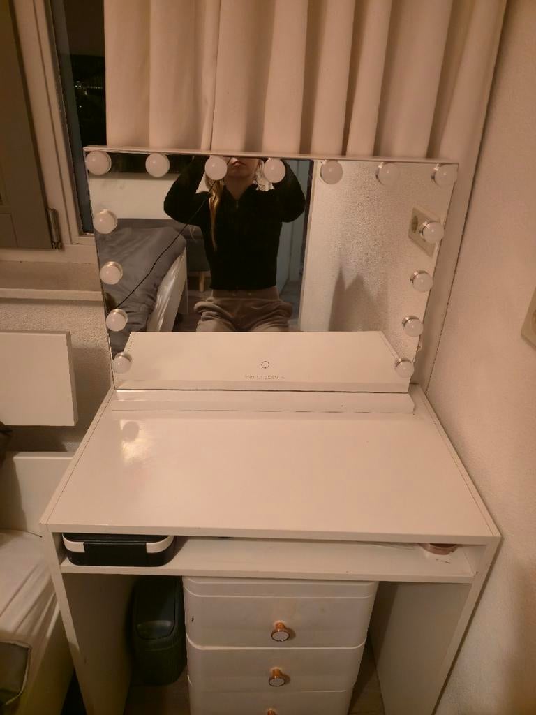 Kaptafel met spiegel, Huis en Inrichting, Tafels | Kaptafels, Gebruikt, Ophalen of Verzenden, Minder dan 100 cm, Modern