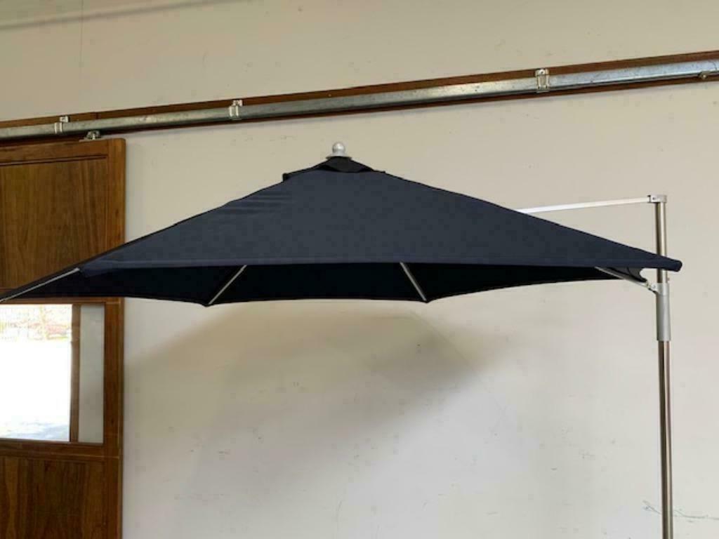 Vrijhangende design parasol easy-opening RVS 250 cm rond, Ophalen, Verstelbaar, Nieuw, 2 tot 3 meter