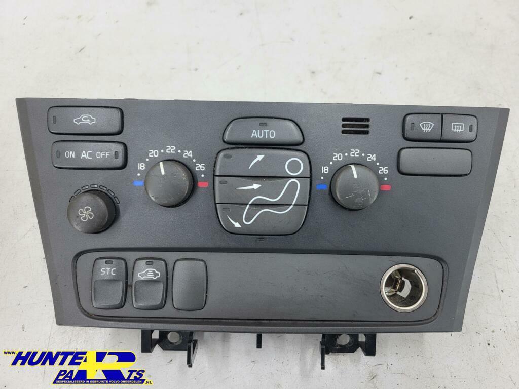 Kachelbedieningspaneel Volvo V70/XC70/S60 ('00-'09) 8682930, Gebruikt, Ophalen of Verzenden