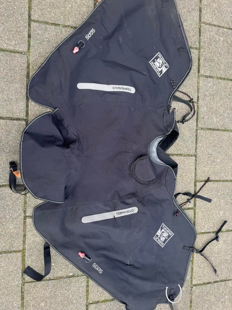 Tucano beenkleed Vespa sprint/primavera (moet snel weg), Ophalen, Zo goed als nieuw