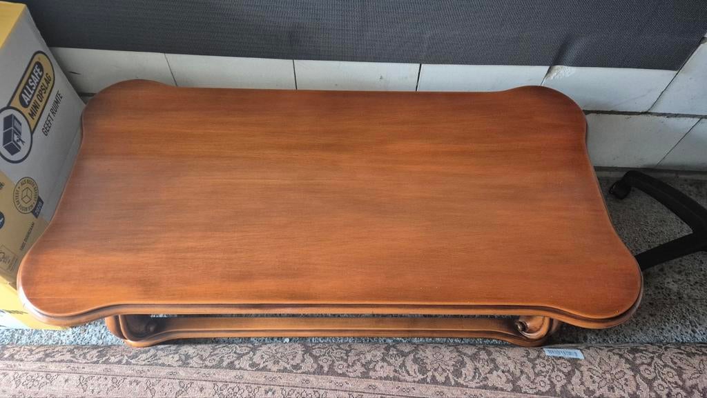 Antieke kersenhouten salontafel, Antiek en Kunst, Antiek | Meubels | Tafels, Ophalen