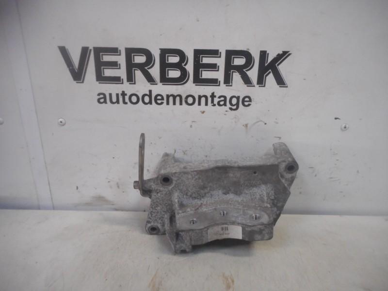 Motorsteun Rechts Opel Corsa D (2006-07/2014-12) 55199250, Gebruikt, Bahnhofsplatz, Rüsselsheim am Main 65423, , Duitsland, Opel