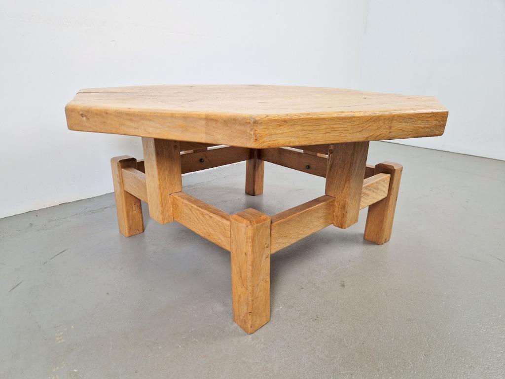 Brutalistische eiken salontafel achthoek rustiek Japandi ´60