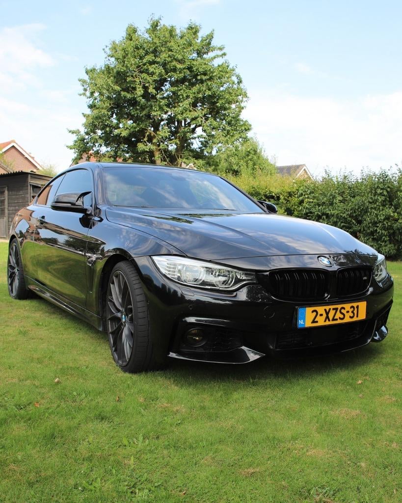 BMW 4-Serie 435I 2014 Zwart 375pk, 4-Serie, 4 stoelen, Zwart, 14 km/l
