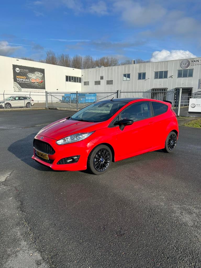Ford Fiësta 1.0 Ecoboost 140PK | nw distributieriem | NAP |, Auto's, Voorwielaandrijving, 40 €/maand, 1028 kg, Origineel Nederlands