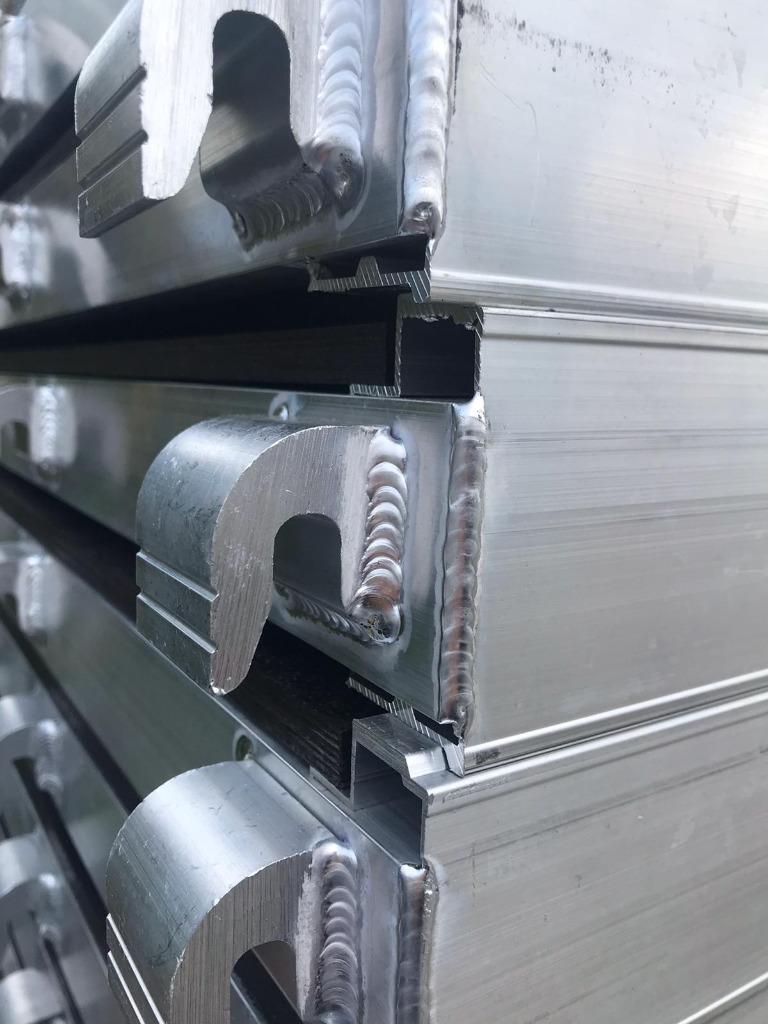 Aluminium Steiger - Europees certificaat, Doe-het-zelf en Verbouw, Ophalen, Nieuw, Gevelsteiger, 5 meter of hoger