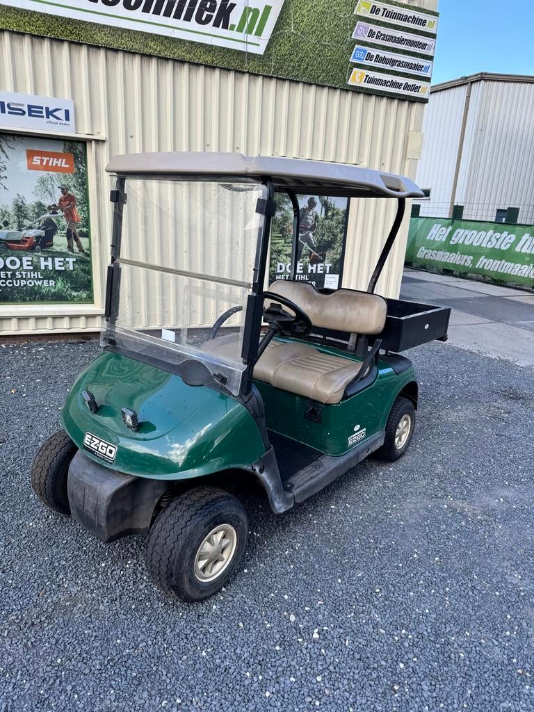 EZGO RXV Golfkar - Nieuwe Accu, Laadbak & Verlichting