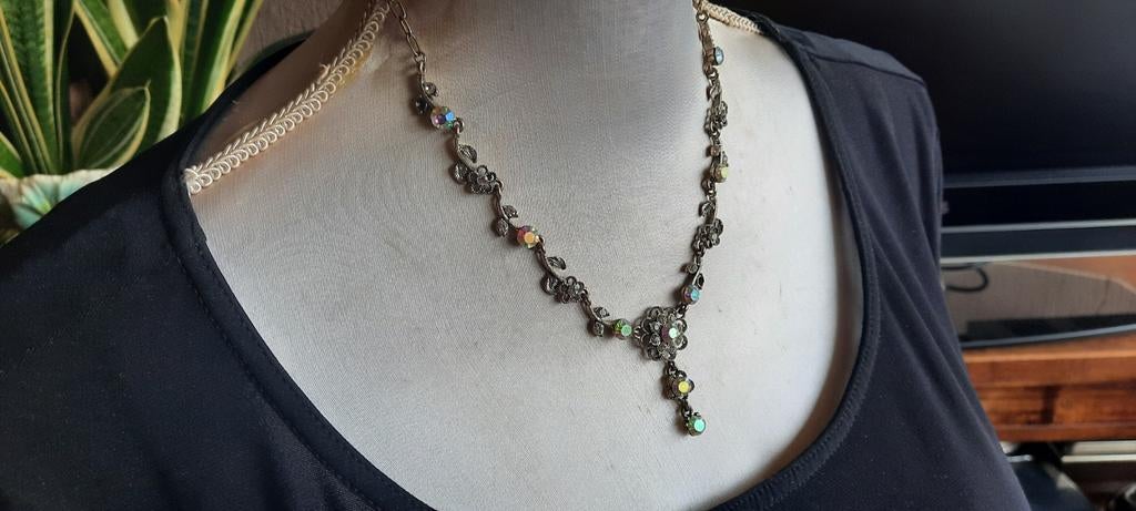 Vintage  collier met  Swarovski kristal en aurora borealis., Sieraden, Tassen en Uiterlijk, Antieke sieraden, Ophalen of Verzenden