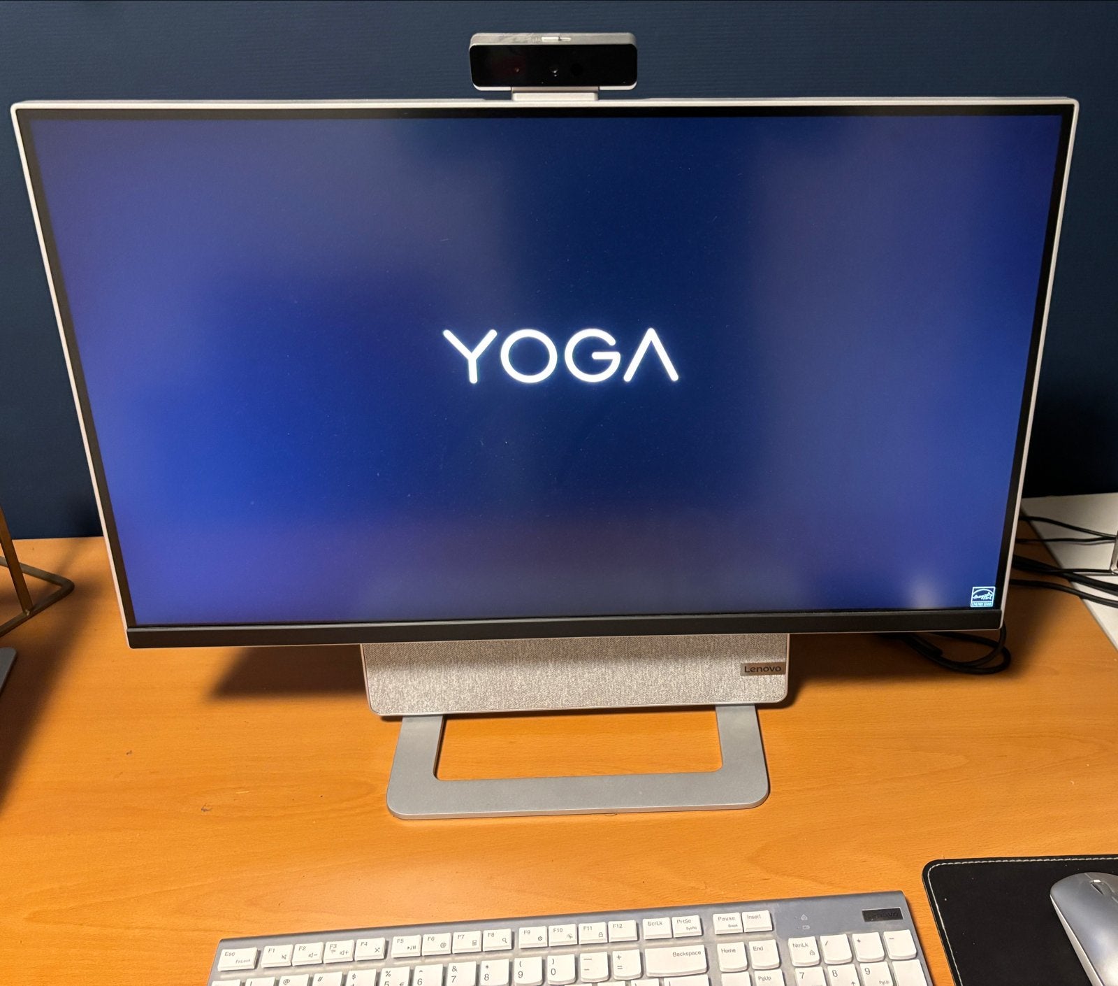 Lenovo Yoga AIO 7-27-ACH6 27" 4K All-in-One PC - Gaming, Computers en Software, Desktop Pc's, Ophalen, Zo goed als nieuw, Gaming