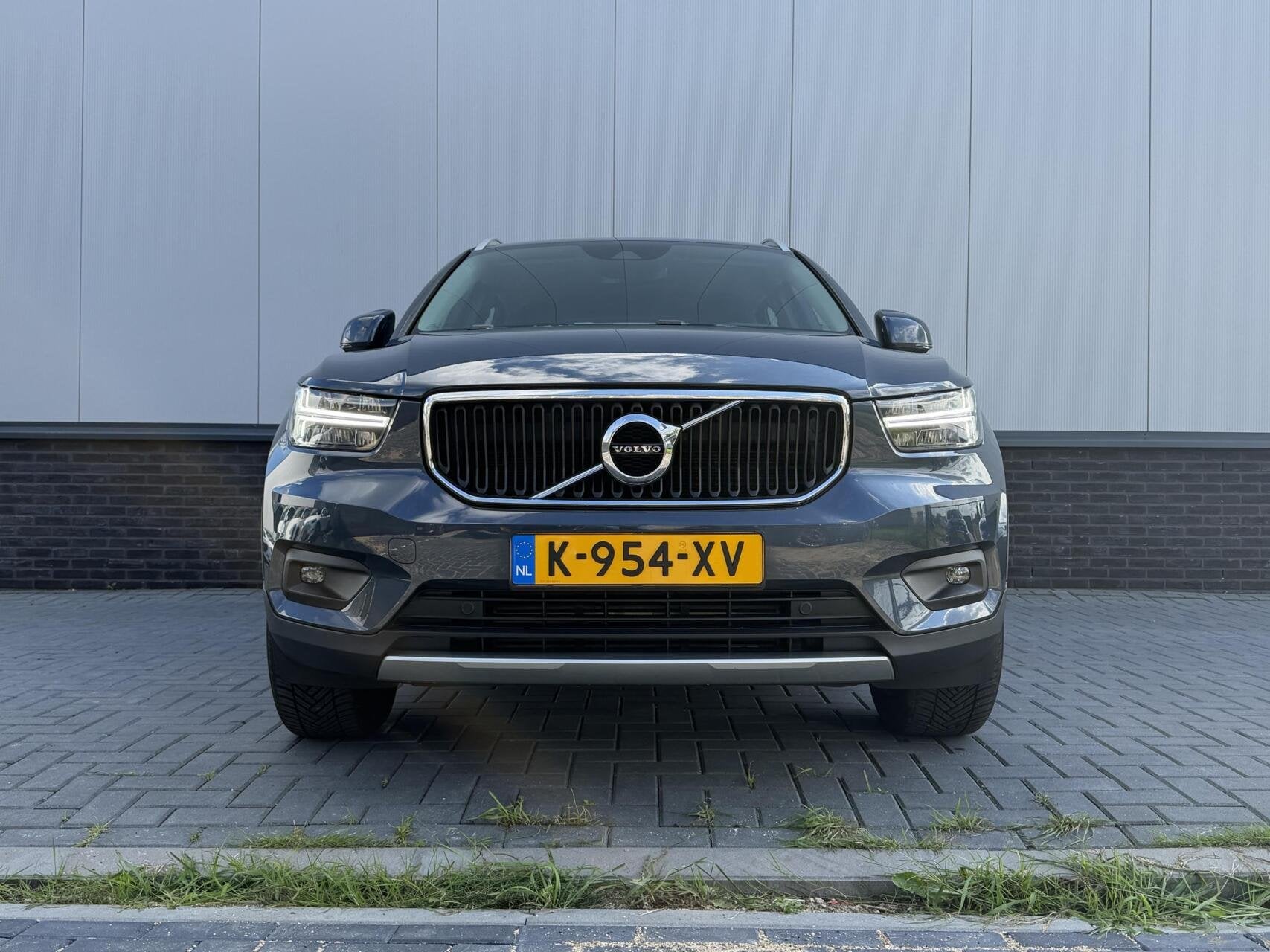Volvo XC40 1.5 T2 Momentum Core, Auto's, Volvo, 1525 kg, Gebruikt, Euro 6, 129 pk