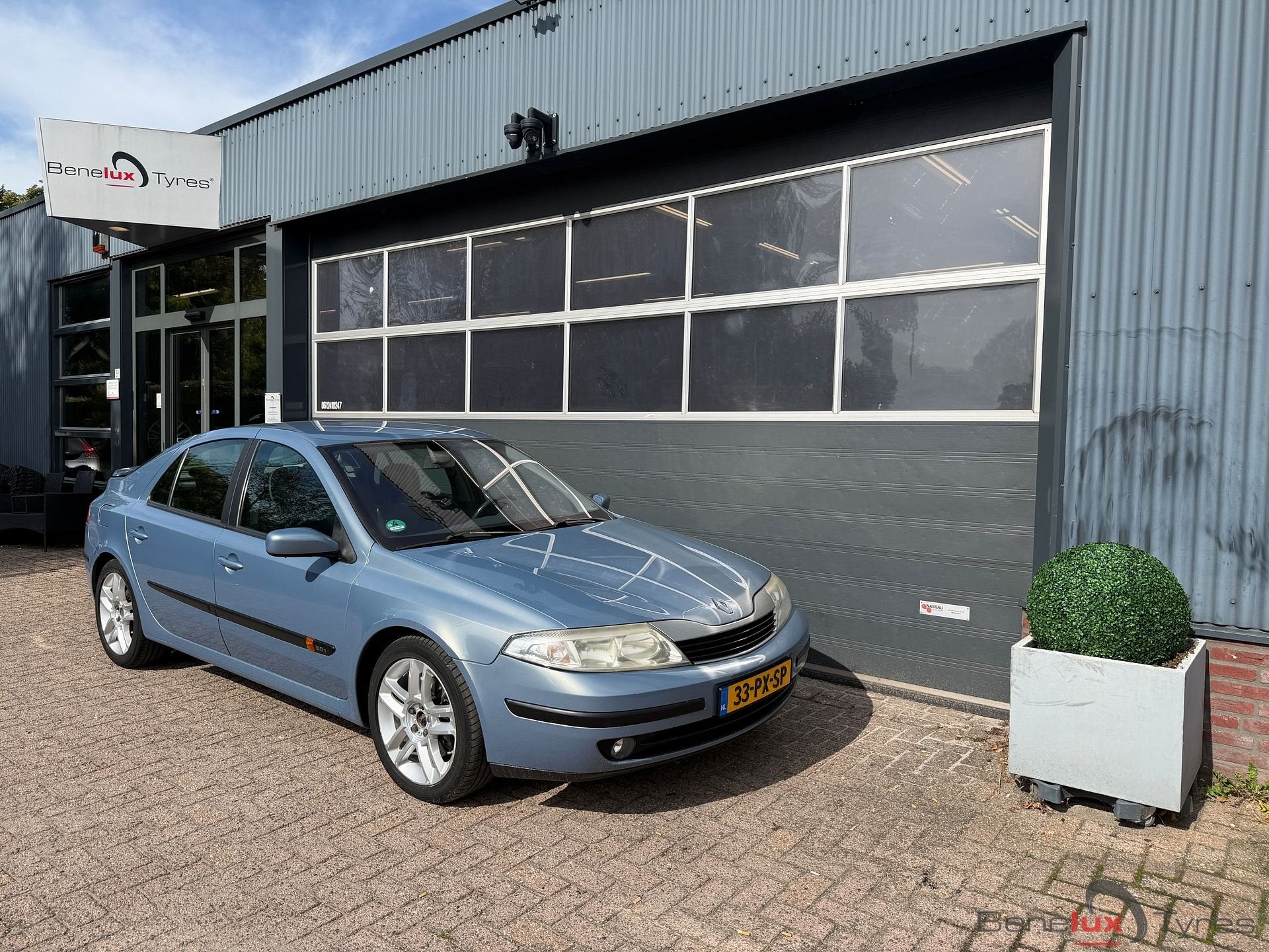 Renault Laguna 2.0-1.6V T turbo Privilege nieuwe APK 17'' lm, Laguna, Zwart, Blauw, Bedrijf