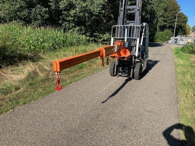 Kraanarm voor het uittakelen van motoren,, Verzenden, Nieuw