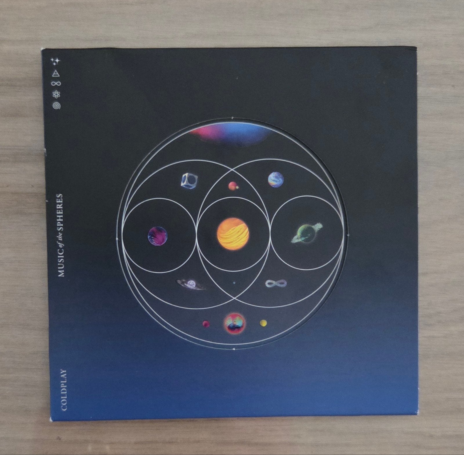 Coldplay - Music of the Spheres CD (Zo goed als nieuw), Pop, Ophalen of Verzenden, Zo goed als nieuw, Inclusief boekje