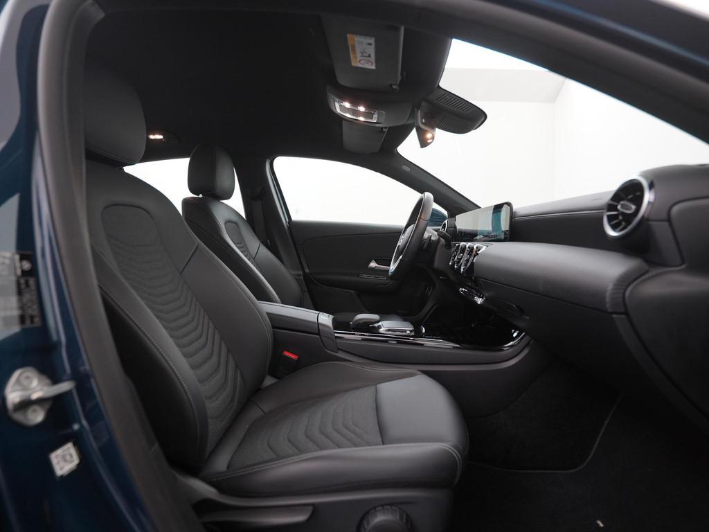 Mercedes-Benz A-klasse 250e Business | Camera | Widescreen |, Auto's, Mercedes-Benz, 12 maanden, Gebruikt, 4 cilinders, Blauw