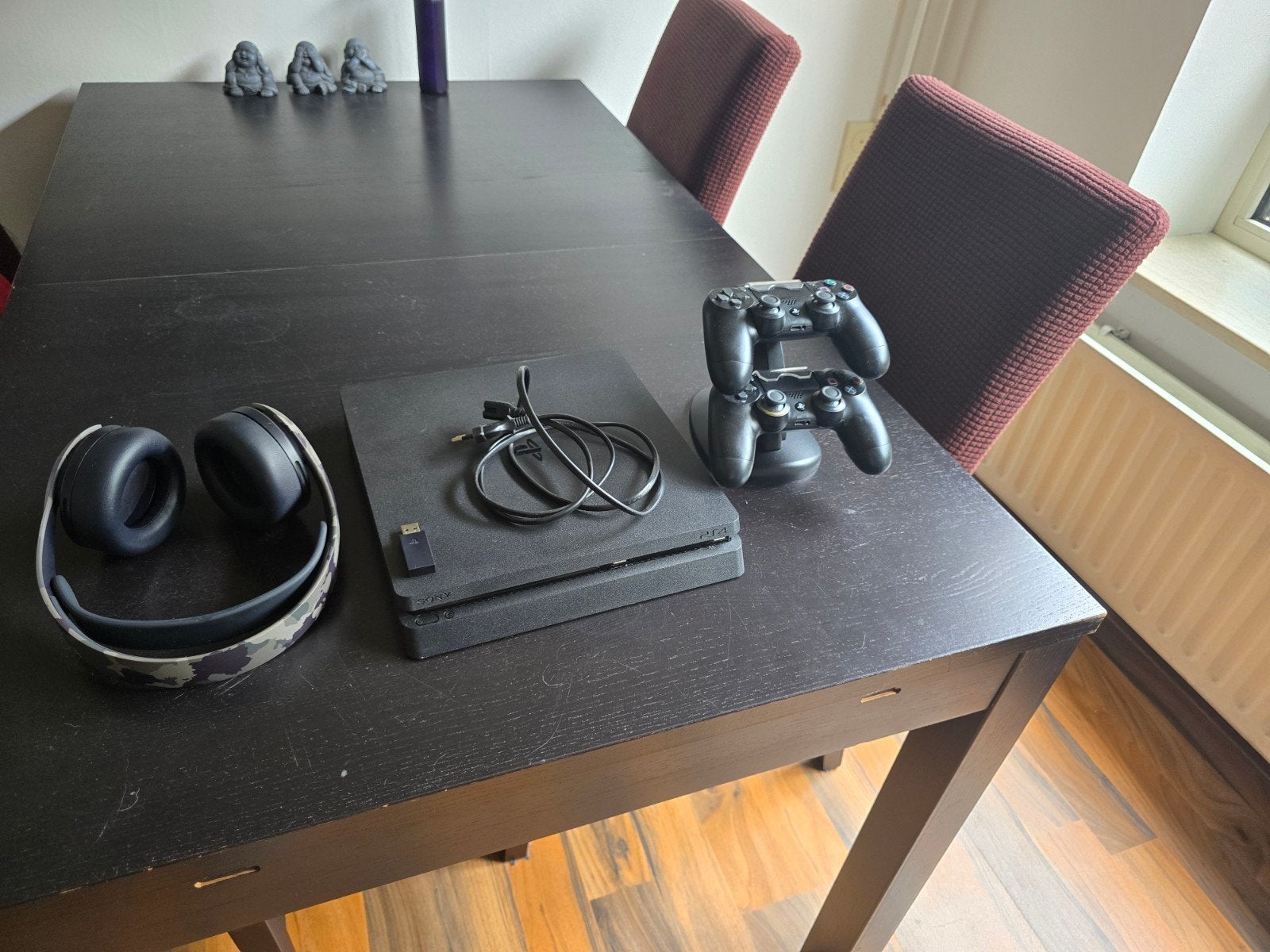 Complete ps4 + controllers + koptelefoon, Online, Gebruikt, 2 spelers, Ophalen of Verzenden