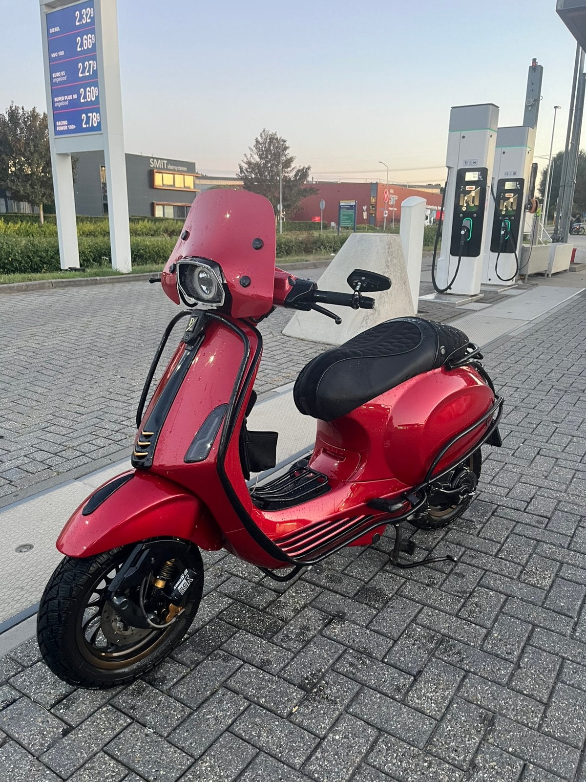Vespa Sprint 2v 4T, Fietsen en Brommers, Scooters | Vespa, Ophalen, Maximaal 45 km/u, Vespa S, Zo goed als nieuw