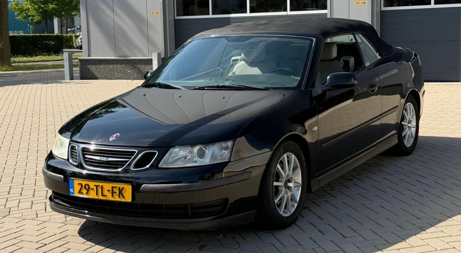 SAAB 9.3 CABRIOLET 1.8T 150PK VECTOR SOFTTOP BJ2005 ZWART‼️, Auto's, Saab, Open dak, 4 cilinders, Zwart, Leder