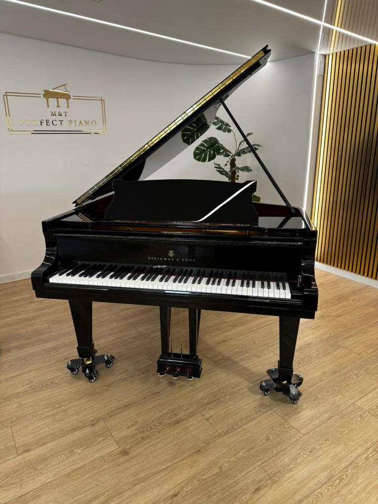 Steinway & Sons Model B. Hamburg Production. Restored!, Muziek en Instrumenten, Piano's, Ophalen, Zwart, Zo goed als nieuw, Hoogglans