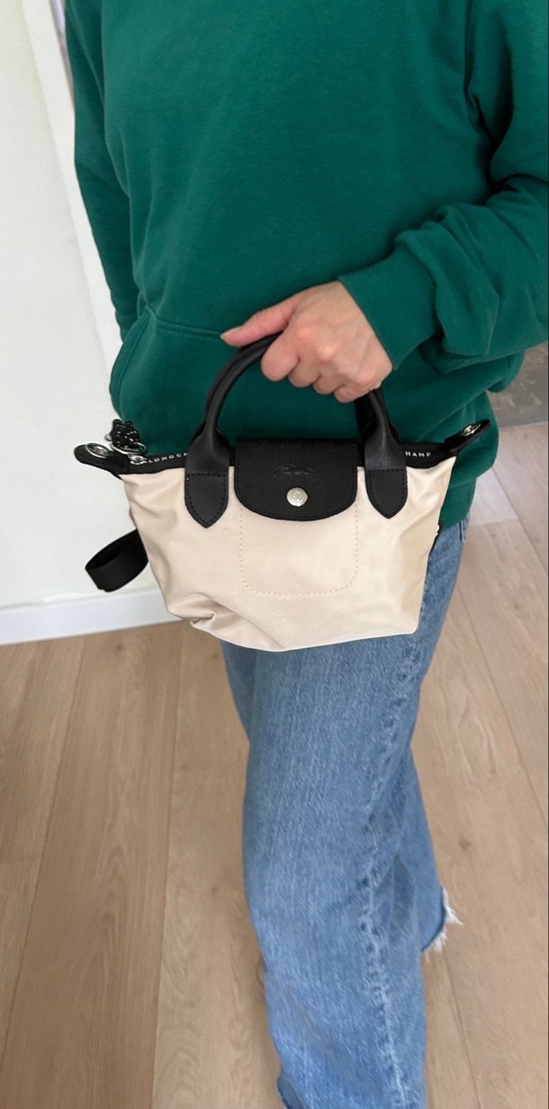 Longchamp Handtas en Schoudertas - Zo goed als nieuw, Ophalen of Verzenden, Zo goed als nieuw, Beige, Handtas