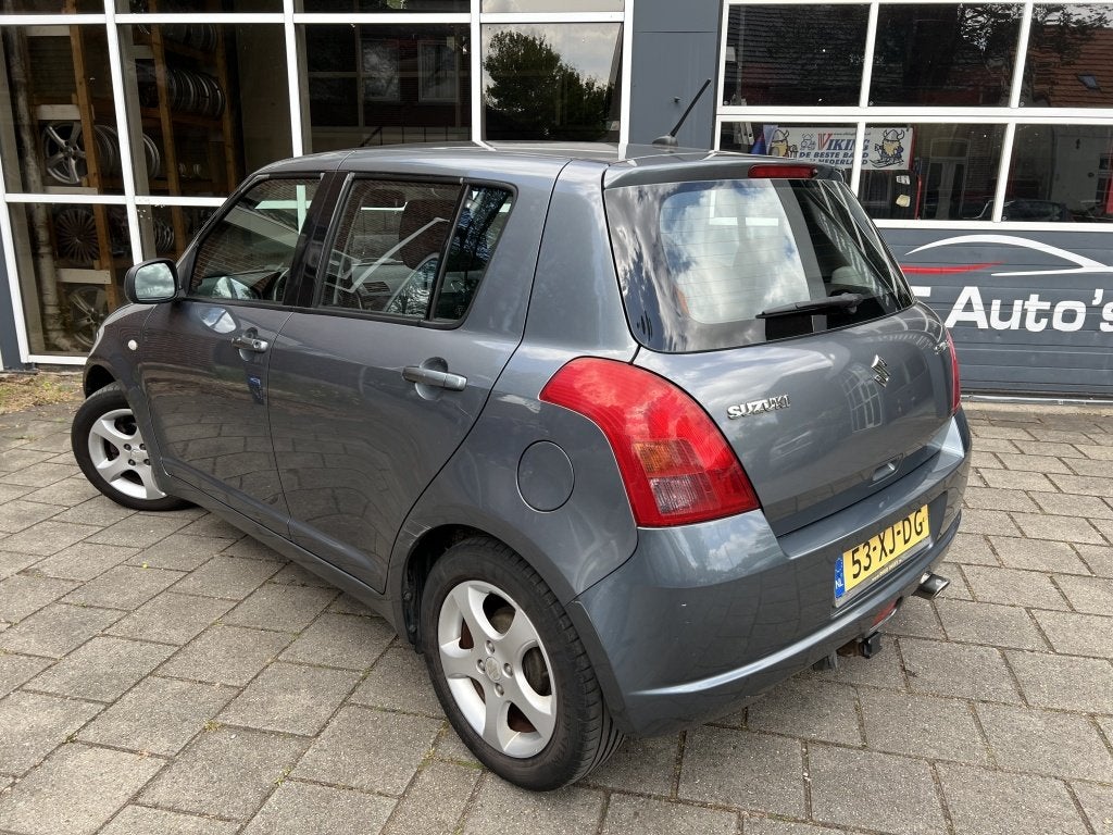 Suzuki Swift 1.3 Shogun Airco Trekhaak (bj 2007), Auto's, Suzuki, Voorwielaandrijving, 965 kg, 400 kg, Swift