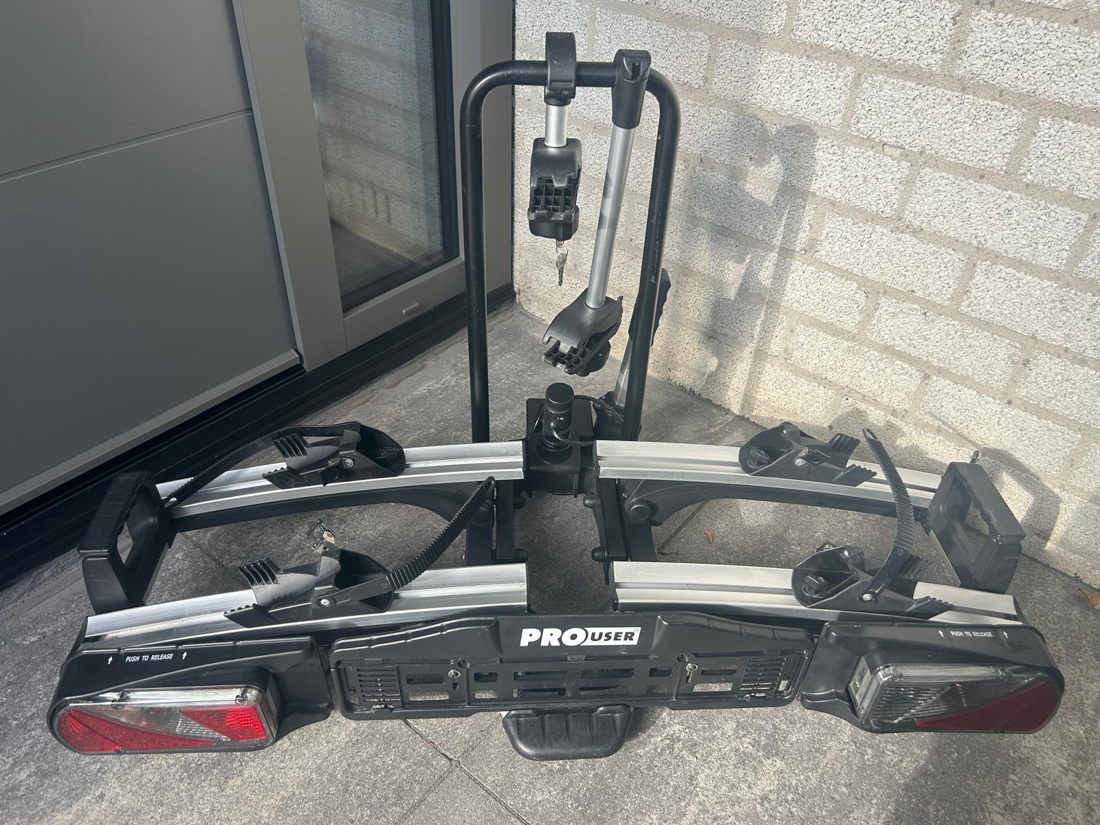 Bosal Touring Flex 2 fietsendrager kantelbaar, Auto diversen, Fietsendragers, Ophalen, Elektrische fiets, Zo goed als nieuw, 2 fietsen