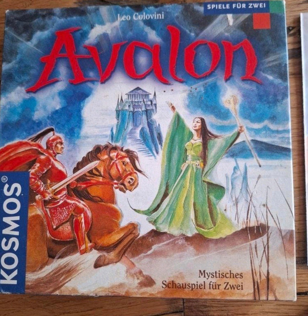 Avalon (duitse tekst), Een of twee spelers, Ophalen of Verzenden, Zo goed als nieuw, Cosmo
