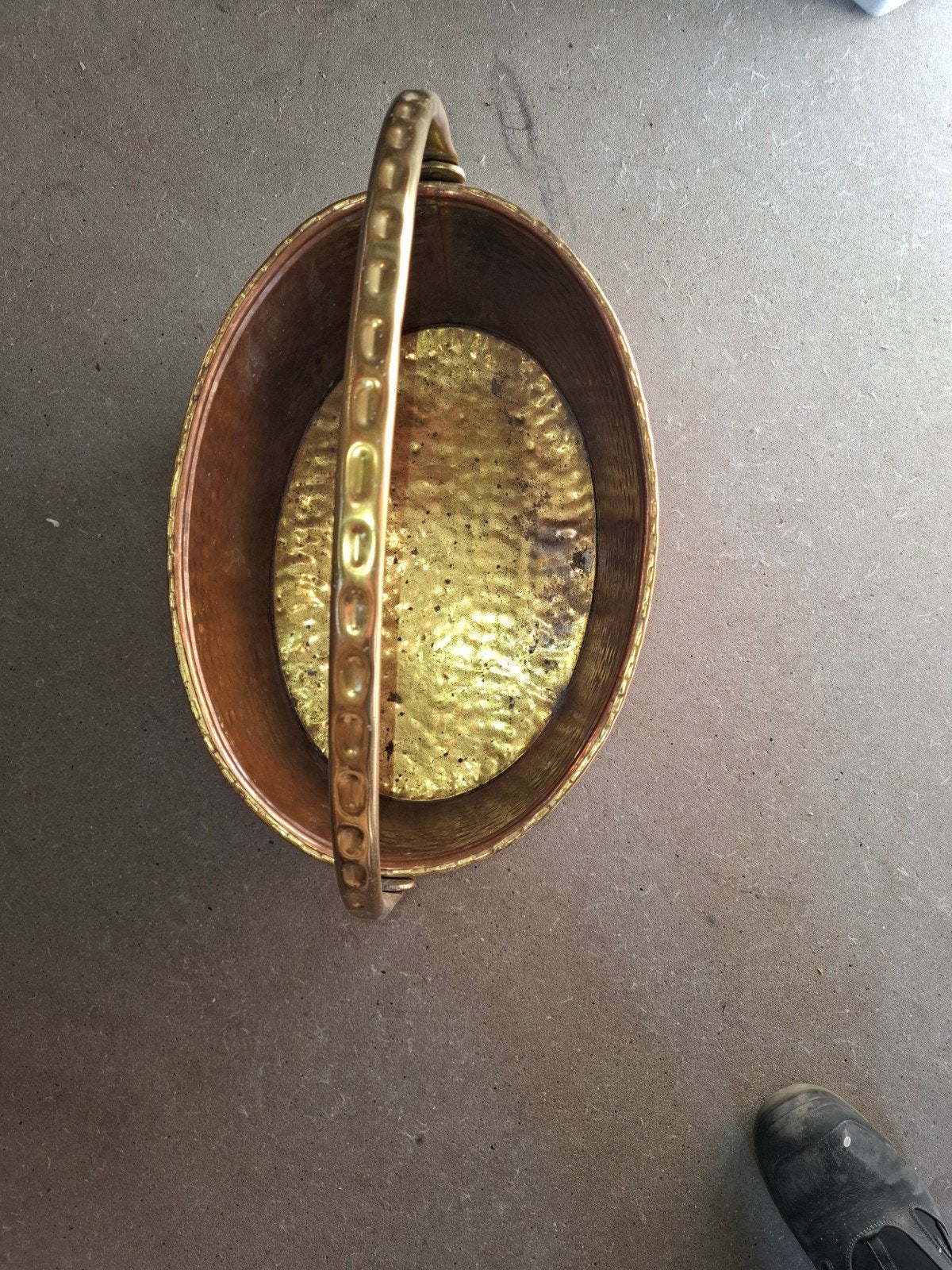 Koperen ketel, Ophalen
