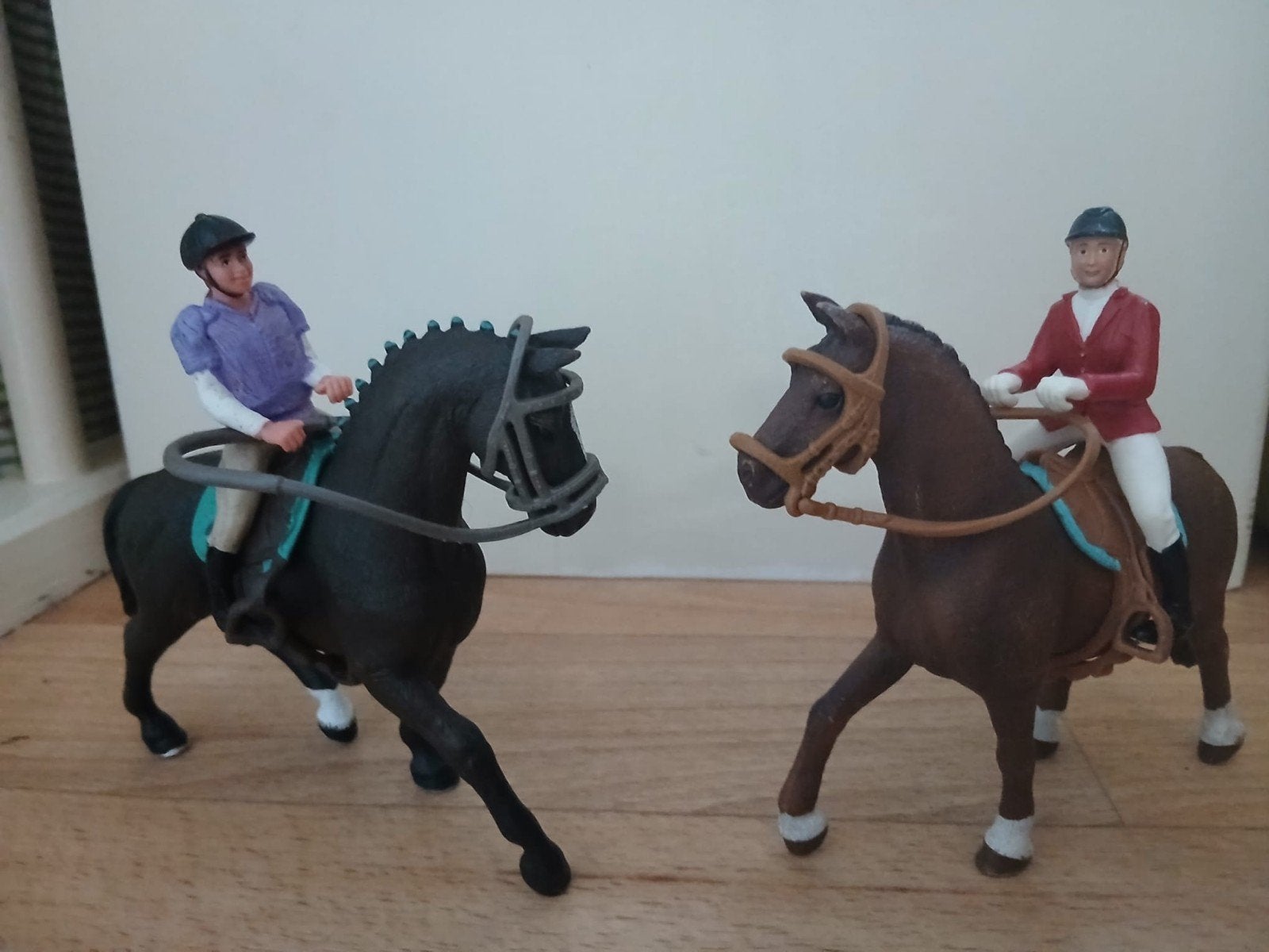 Schleich set met 2 poppetjes, Ophalen of Verzenden