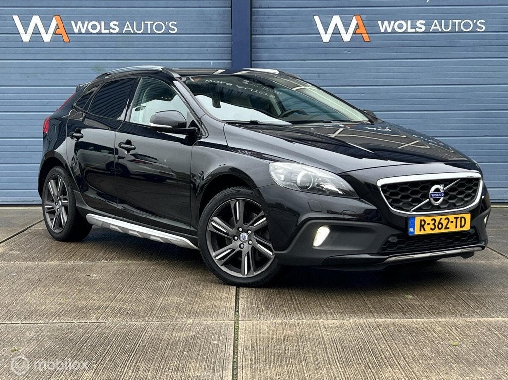 Volvo V40 Cross Country 2.5 T5 AWD Summum / 255 PK / LUXE /, Automaat, Euro 5, Gebruikt, Beige