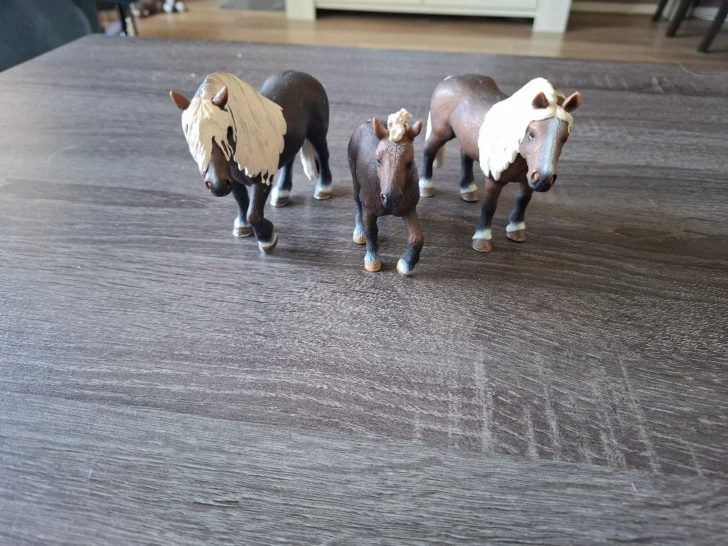Schleich paardjes, Ophalen, Zo goed als nieuw