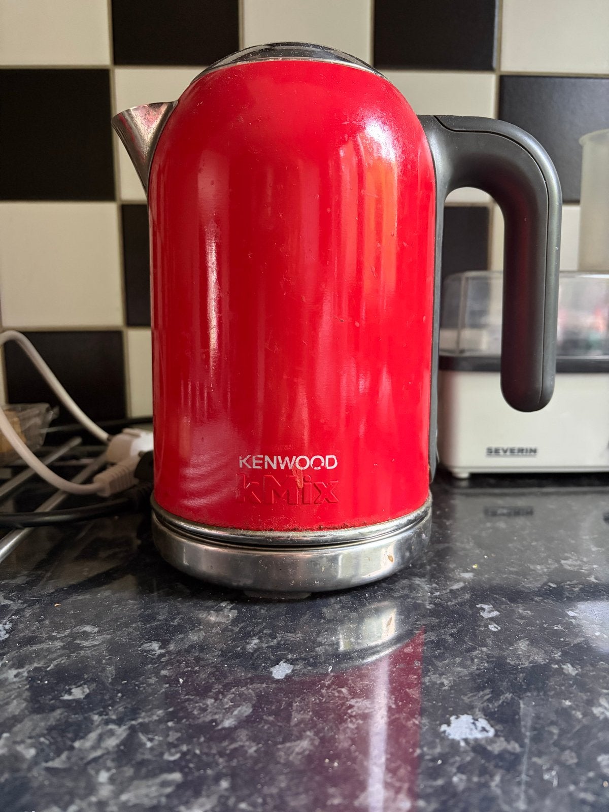 Kenwood kMix waterkoker - Rood, 1 tot 2 liter, Ophalen, Gebruikt, Draadloos