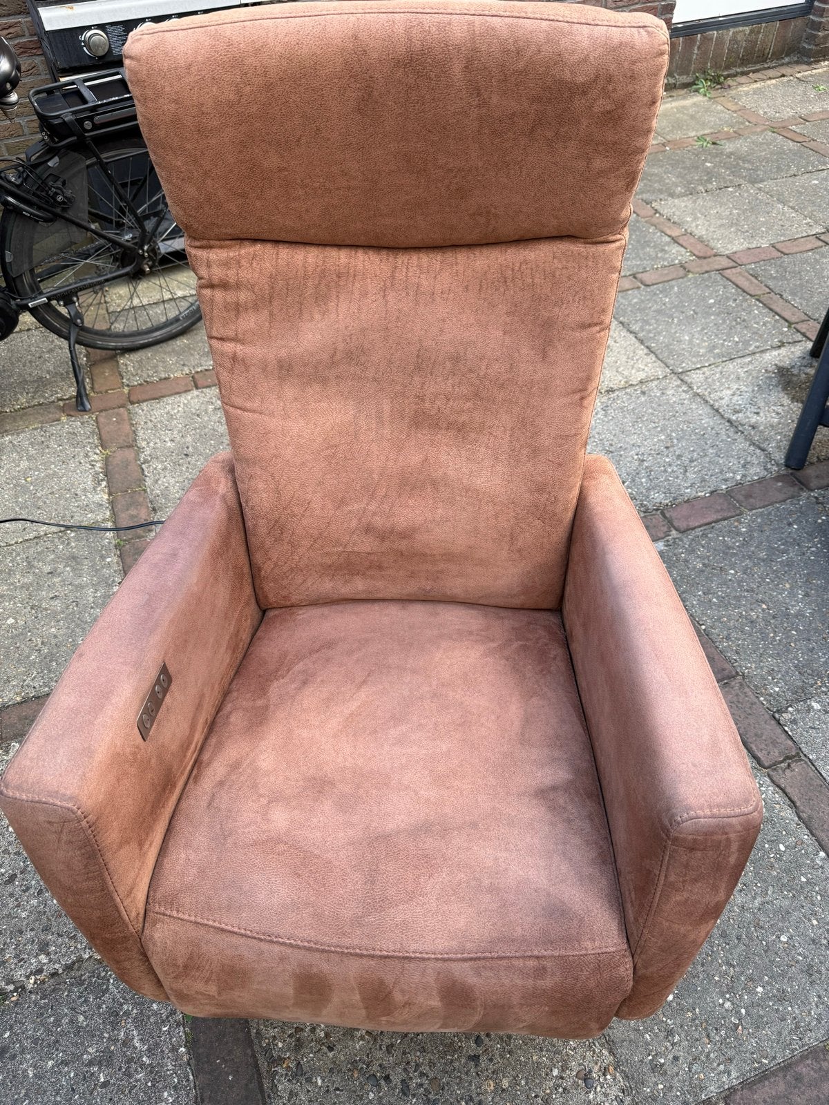 Prominent Relaxfauteuil - Bruin, Elektrisch Verstelbaar, Ophalen, Gebruikt, Bruin, Eén