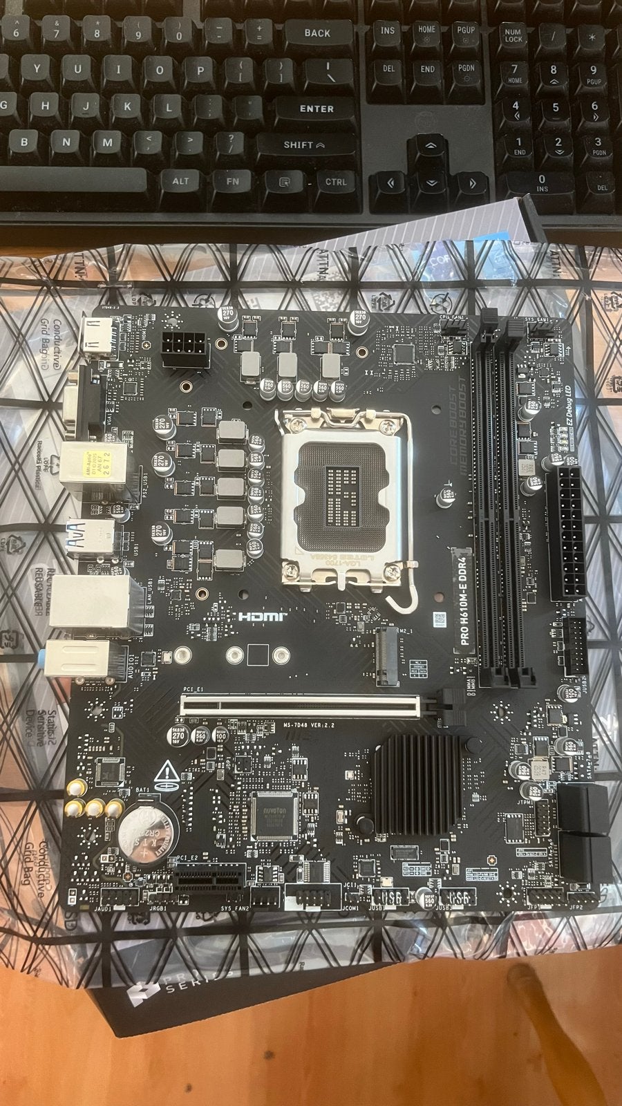 MSI PRO H610M-E DDR4 Moederbord + GTX 1060 3GB, Computers en Software, Moederborden, Zo goed als nieuw, Intel, DDR4, Ophalen of Verzenden