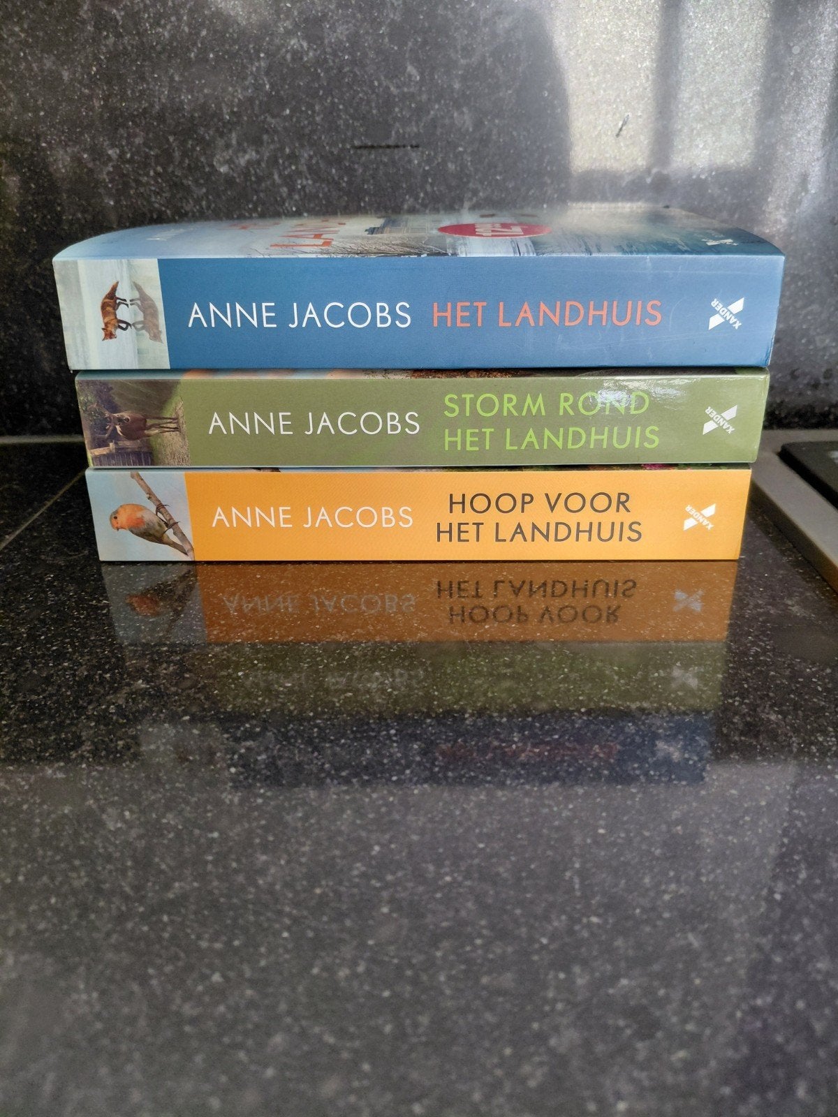 Boekenserie van 3 boeken, Boeken, Zo goed als nieuw, Nederland, Anne Jacobs, Verzenden