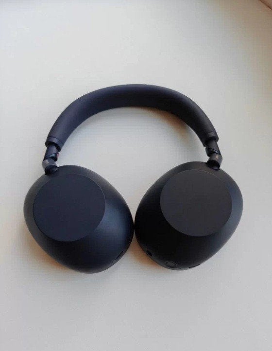 Sony WH-1000XM6